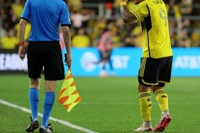hollanda-futbol-federasyonu-siddeti-onlemek-icin-ofsayti-yeniden-gozden-geciriyor-neGsy8Gt.jpg