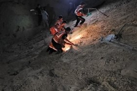 israilin-gazzedeki-cadirlarina-yine-saldiri-yok-olan-ailelerin-drami-ATUm3g6e.jpg