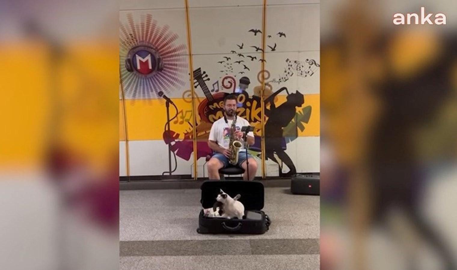 istanbul-metrosu-muziklerin-sesiyle-yolculuk-PyFcn5xA.jpg