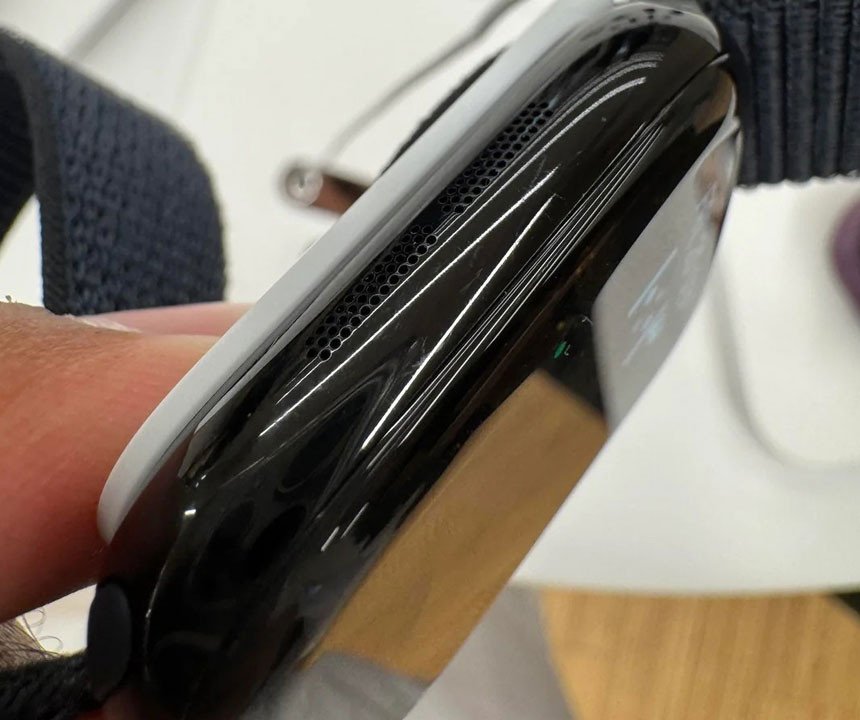 Apple Watch Series 10 ve Jet Black Rengi: Çizilmeye Karşı Dikkat!