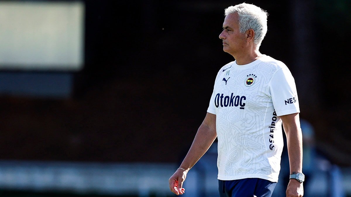 Jose Mourinho Fenerbahçe'yi Tercih Etti