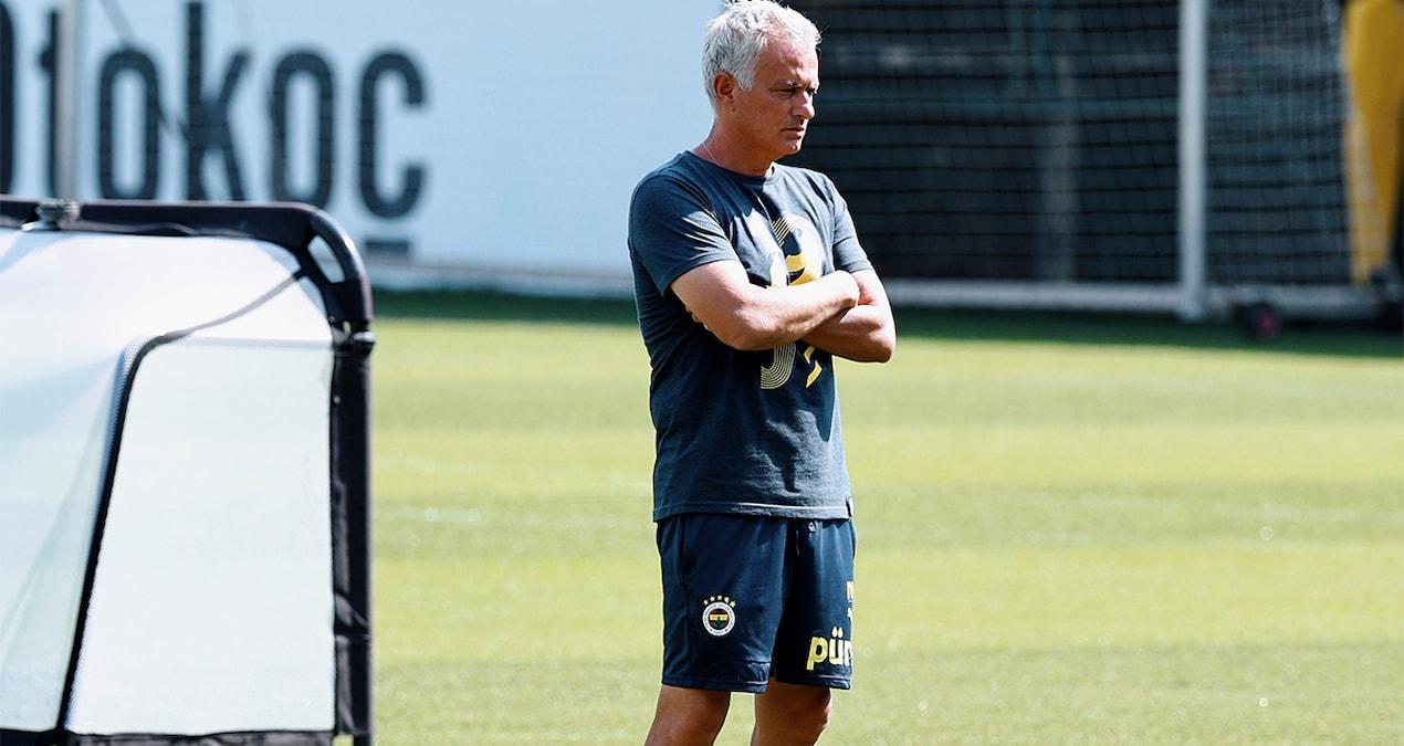 jose-mourinho-eger-buna-inanirsam-esyalarimi-toplayip-giderim-bu-futbol-degil-B65NgBHN.jpg