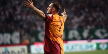 kerem-akturkoglu-depremden-futbolun-zirvesine-yolculuk-hqa8AzJl.jpg