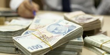 merkez-bankasindan-sasirtan-karar-mevduat-faizleri-70-sinirina-dayandi-1mYKQ42i.jpg