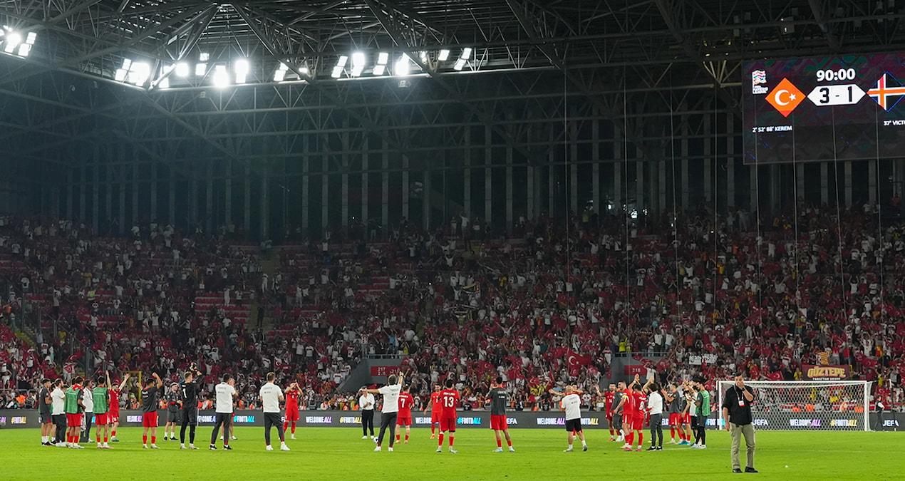 mustafa-kemalin-askerleriyiz-tezahuratini-neden-unuttular-LEryNfee.jpg
