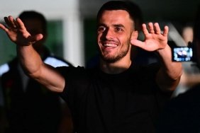 romada-niyet-fenerbahcede-kismet-futbol-hayallerinin-pesinde-PVOAleTq.jpg
