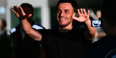 romada-niyet-fenerbahcede-kismet-futbol-hayallerinin-pesinde-PVOAleTq.jpg