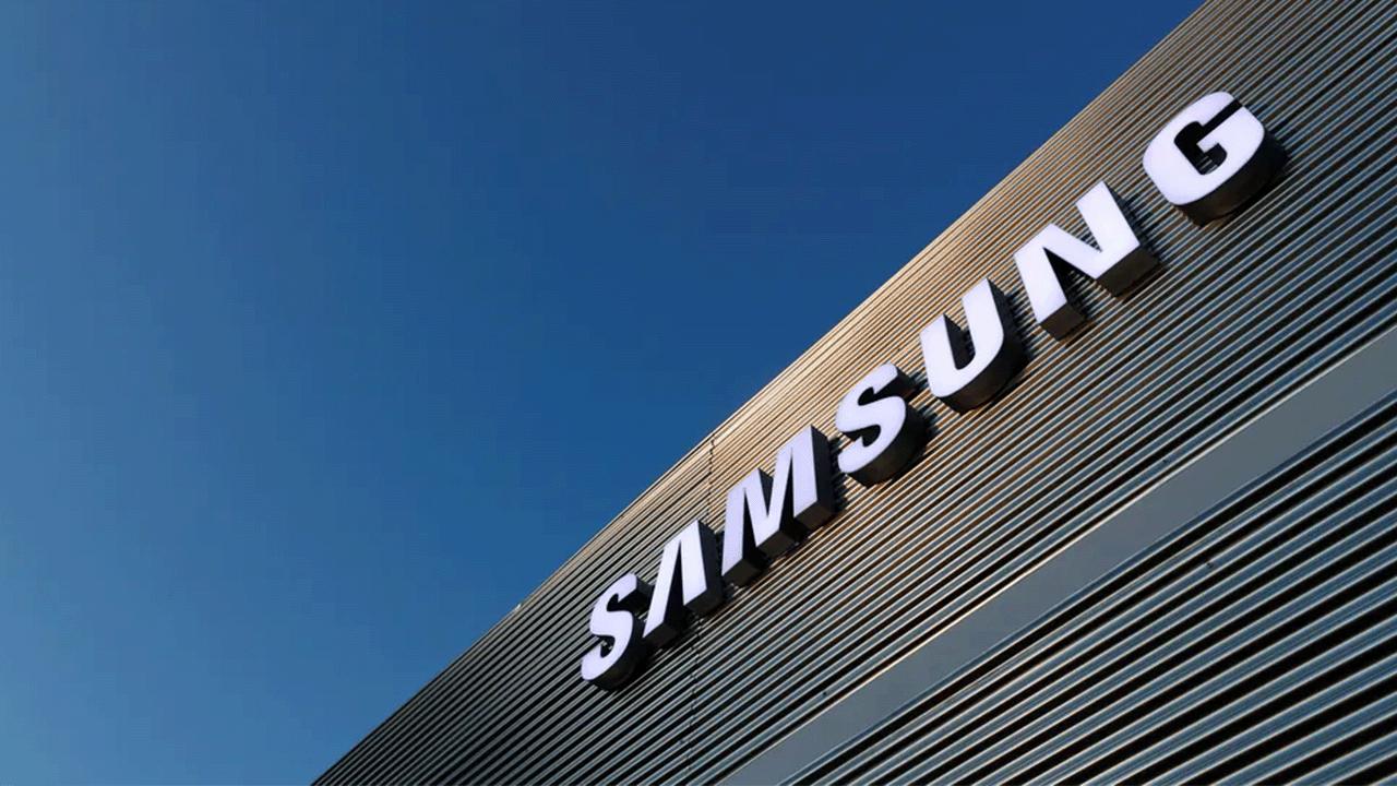 samsung-galaxy-s24-fe-onay-belgeleri-ve-goruntuleriyle-gizemli-bir-sizdirma-daha-pyKBvbY9.jpg