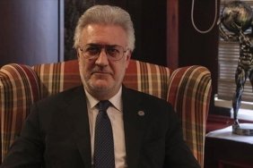 sanat-dunyasinda-bir-catisma-devlet-tiyatrolari-genel-muduru-tamer-karadagliya-yoneltilen-elestiriler-ve-sanatcinin-sik-yeti-6IkNlzph.jpg