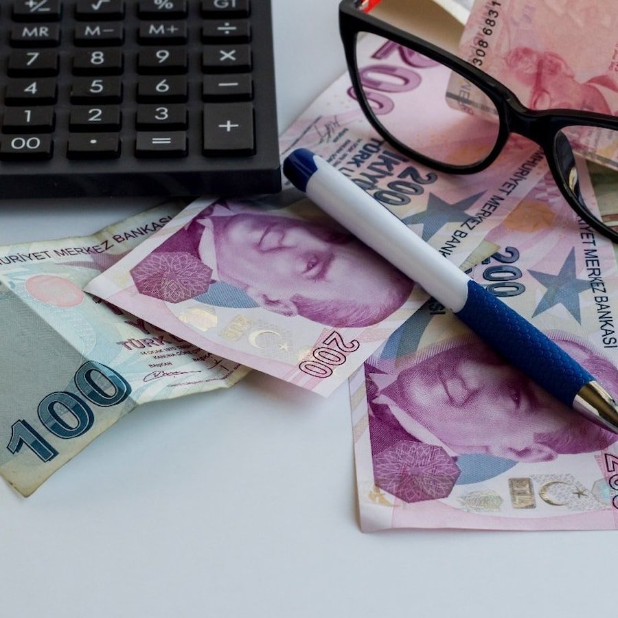 SGK Uzmanından Kritik Uyarı: Bu Hataları Yapanların Emekliliği İptal Olabilir!