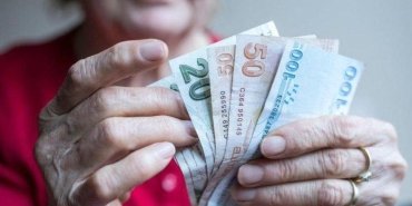 sgk-uzmanindan-kritik-uyari-bu-hatalari-yapanlarin-emekliligi-iptal-olabilir-O2Idt6s7.jpg