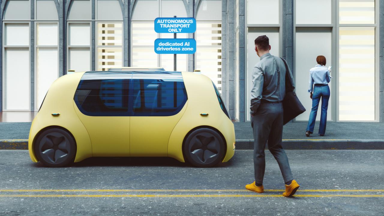 teslanin-robot-taksisi-gelecegin-tasima-araclari-artik-gercek-mCH3F3Ap.jpg