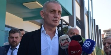 tff-baskani-ibrahim-haciosmanoglu-manisa-fk-tesislerine-ulasmak-icin-hendekten-atladi-HUTUpnMx.jpg
