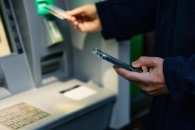 tiktokun-kandirdigi-super-zekalilar-atmden-bedava-para-cekme-hayali-hapisle-sonuclaniyor-sqU9dK7F.jpg