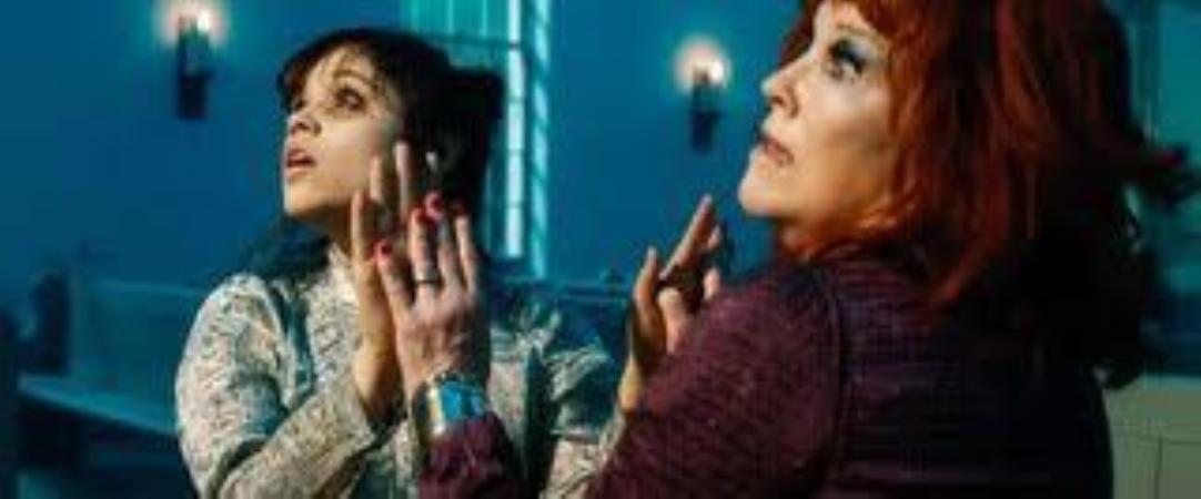 Tim Burton'ın Efsanevi Fantastik Komedisi Beterböcek'in Merakla Beklenen Devamı: Beterböcek 2 Gösterimde!