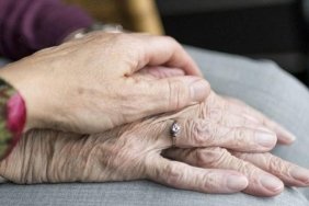 uzmanindan-onemli-uyari-alzheimer-hastaligi-kadinlarda-daha-fazla-goruluyor-zOikXXHm.jpg