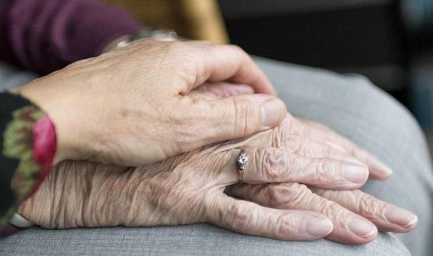 uzmanindan-onemli-uyari-alzheimer-hastaligi-kadinlarda-daha-fazla-goruluyor-zOikXXHm.jpg