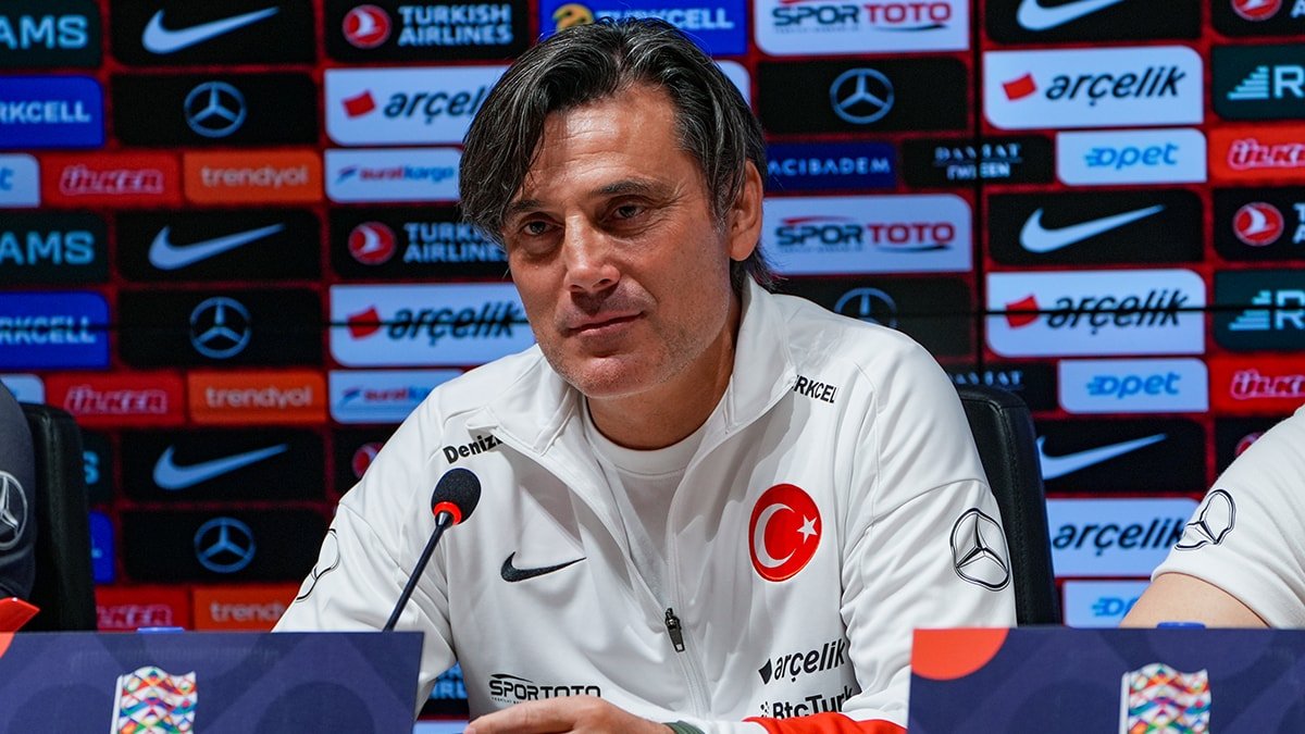 Vincenzo Montella'dan İzlanda Maçı Öncesi Açıklamalar