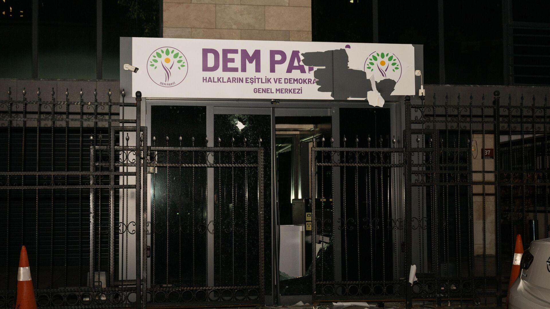 abdulkadir-selvi-meger-pkk-degil-dem-silah-birakmak-istemiyormus-Ar1ORMV2.jpg