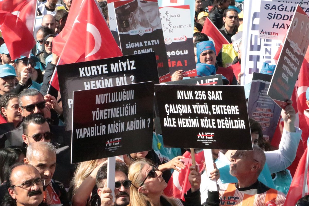Aile Hekimlerinden Tarihi 'Büyük Ankara Mitingi' Çağrısı