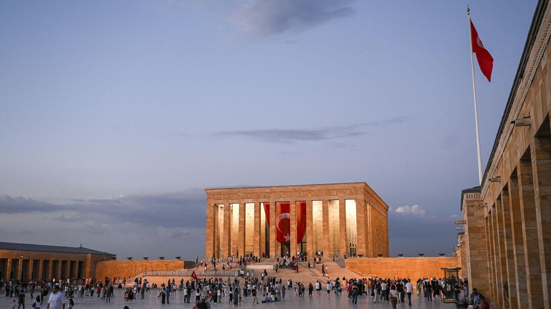 anitkabir-bugun-saat-kaca-kadar-acik-aSks28rS.jpg