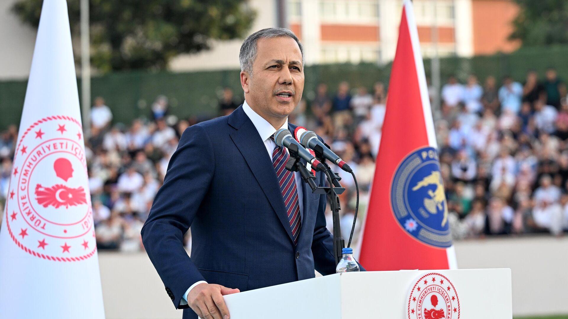 bakan-yerlikaya-suc-odaklariyla-topyekun-mucadeleye-davet-etti-feda-edecek-tek-bir-cocugumuz-yok-Lpyk7Xzi.jpg