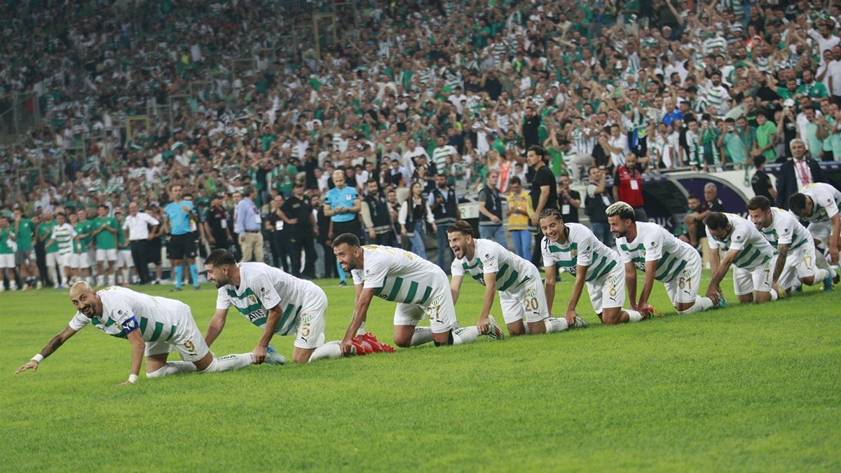 Türkiye Profesyonel Futbol Ligleri: 8. Hafta Değerlendirmesi