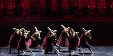 carmina-burana-akmde-aralik-ayina-kadar-sanatseverlerle-buyuleyici-bir-bulusma-tVO9G5yA.jpg