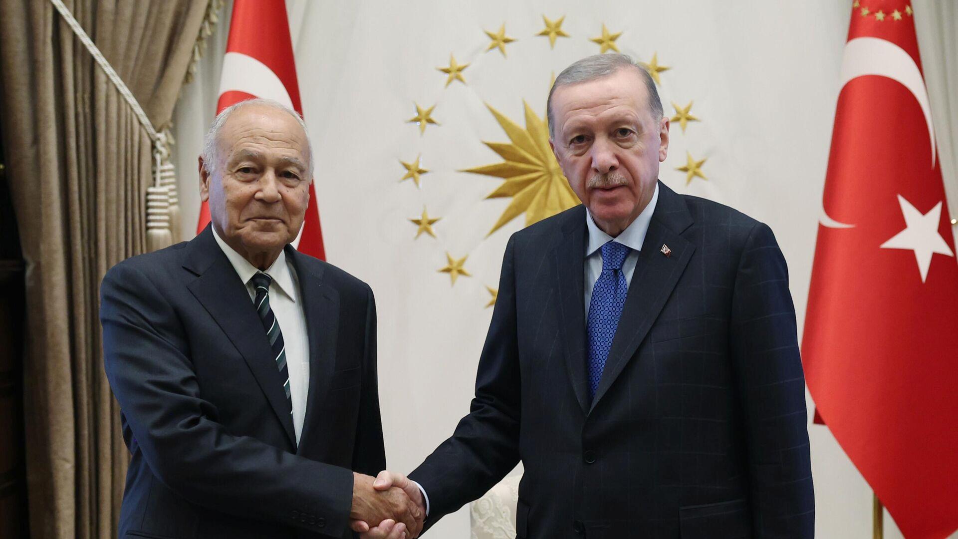 cumhurbaskani-erdogan-israile-kapsamli-bir-silah-ambargosu-uygulanmasi-baskiyi-artirmak-icin-gerekli-iDqUftO6.jpg