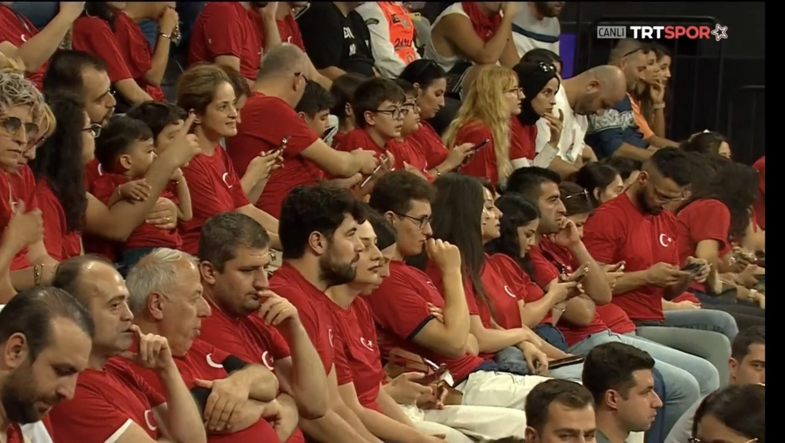 Erkek Basketbolda Cumhurbaşkanlığı Kupası'nın Sahibi Anadolu Efes