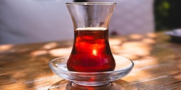 demlediginiz-cayin-zehre-donusmesinin-1-saat-sonrasindaki-sasirtici-sebepleri-HXQffObW.jpg