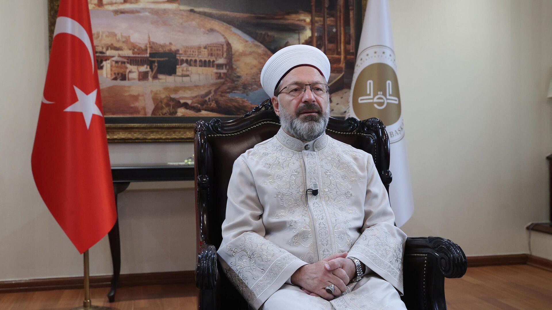 diyanet-isleri-baskani-erbas-zulumlerin-son-bulmasi-ancak-alimlerimizin-mucadelesiyle-mumkun-olacak-Dr44WbBZ.jpg