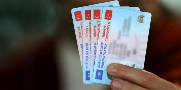 ehliyetini-yenilemeyenler-icin-cezalar-geliyor-6-milyon-surucu-tehlikede-fzHPg7XY.jpg