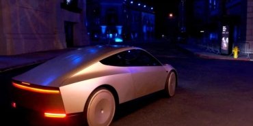 elon-muskin-alay-konusu-olan-siber-taksisi-tesla-hisselerini-dusurdu-sasirtan-gelismeler-eXsqtkQQ.jpg