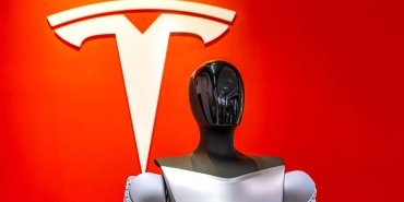 elon-muskin-robotlari-uzaktan-kumanda-mi-yoksa-gelecegin-akil-oyunlari-mi-Us5Id9YK.jpg