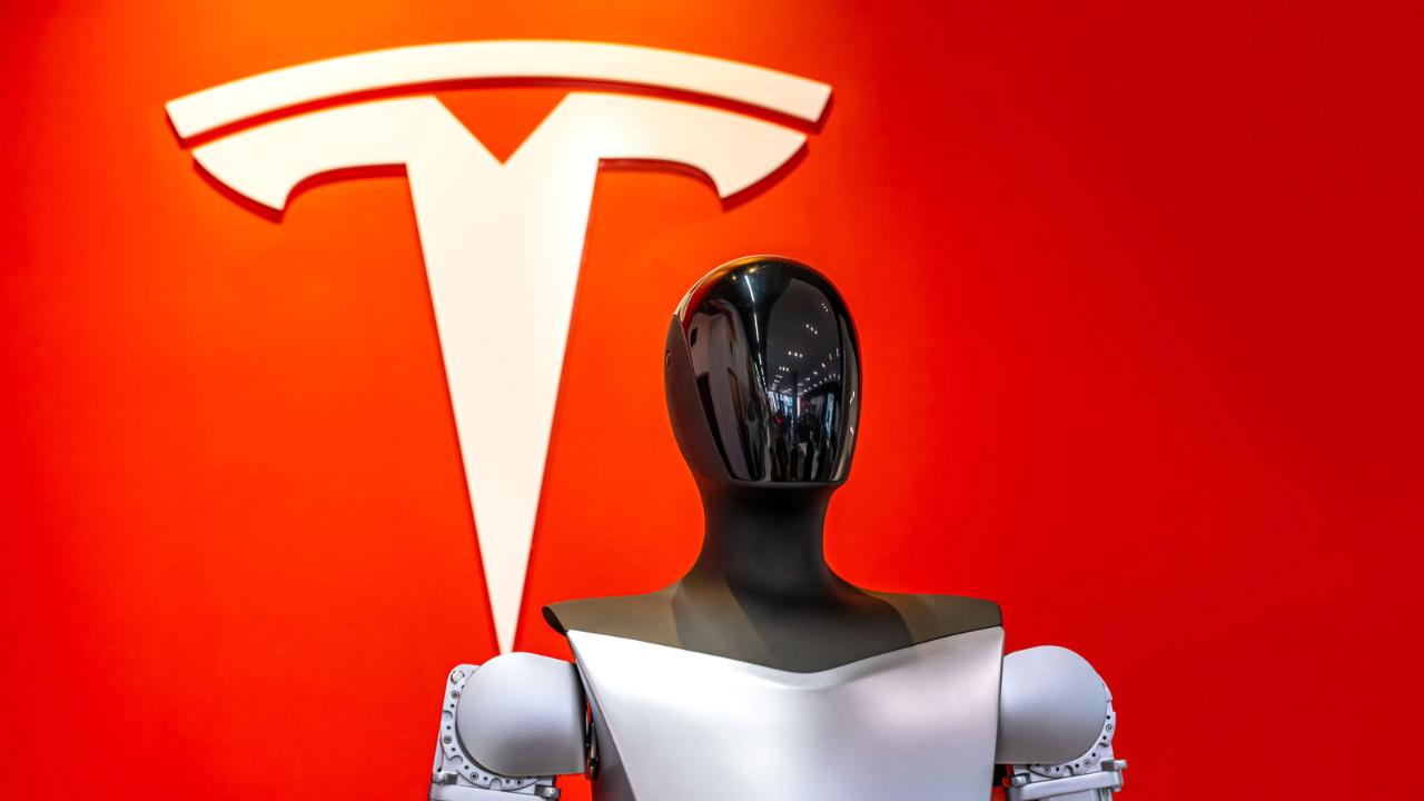elon-muskin-robotlari-uzaktan-kumanda-mi-yoksa-gelecegin-akil-oyunlari-mi-Us5Id9YK.jpg