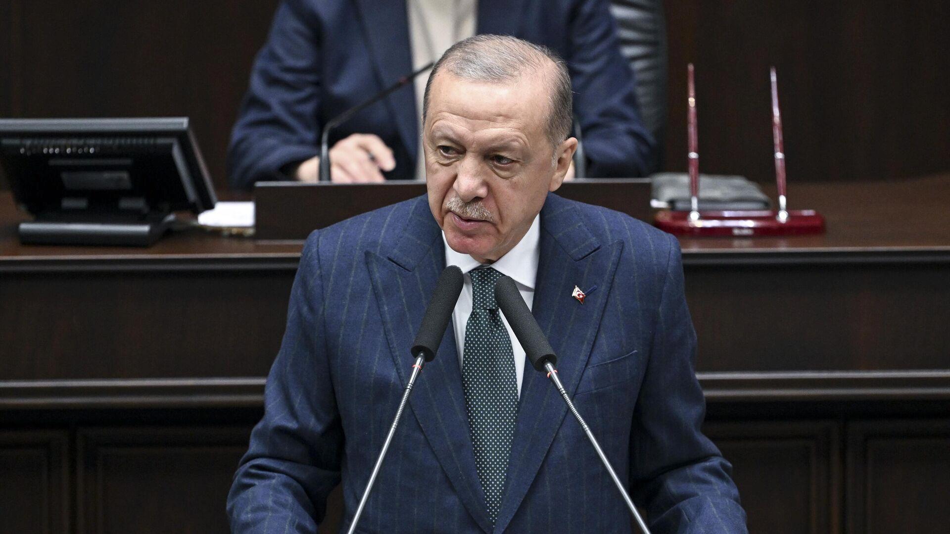 erdogan-ak-parti-grup-toplantisinda-konusuyor-bahcelinin-ocalan-cagrisi-hakkinda-ne-diyecek-pL7Nn8mW.jpg
