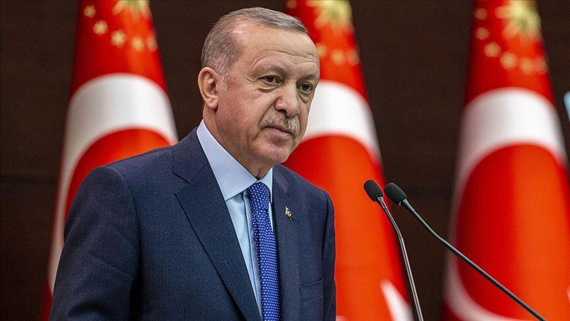 erdogan-vatandasina-ustten-bakan-burokratik-oligarsinin-devlet-tasavvurumuzda-yeri-yoktur-D58MMuR4.jpg