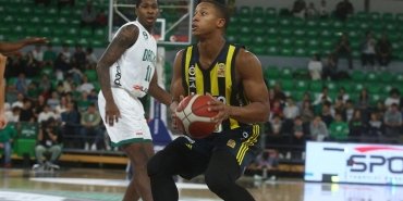 fenerbahce-beko-darussafakayi-yendi-super-ligde-kayipsiz-yolculuk-devam-ediyor-bGb97QdA.jpg