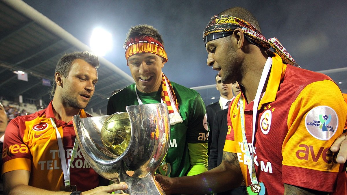 Galatasaray'da Muslera Dönemi Bitiyor: Yönetimden Şaşırtan Yeni Görev Teklifi