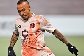 galatasaraydan-atildi-romada-gladyator-oldu-Et3HEOgs.jpg