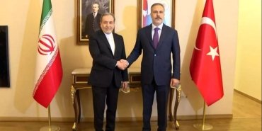 hakan-fidanin-iran-disisleri-bakani-ile-onemli-gorusmesi-T5yRpEmc.jpg