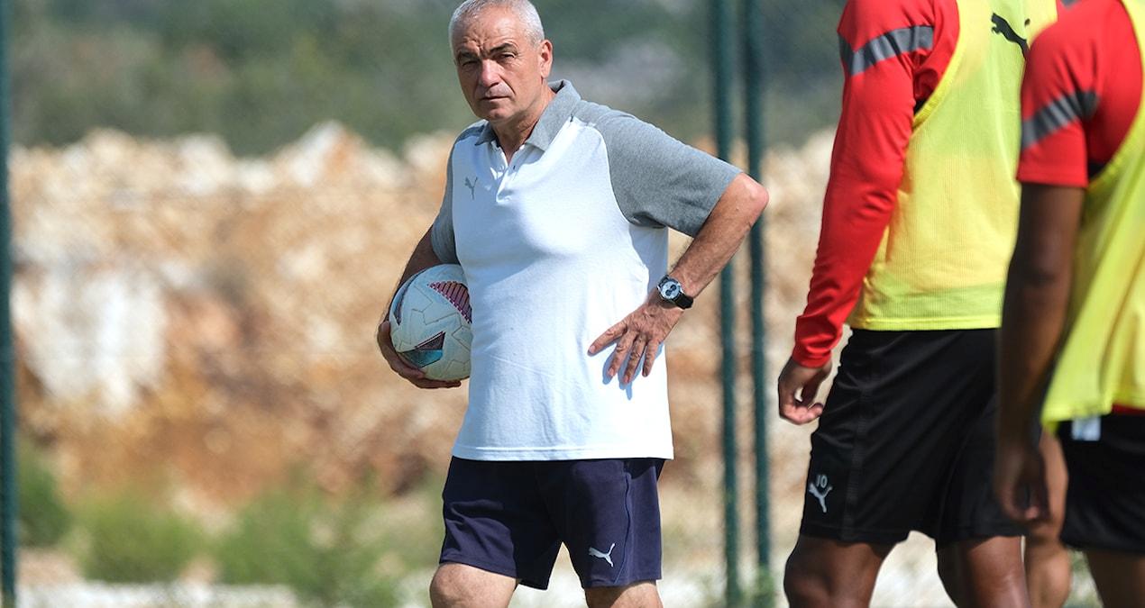hataysporun-131-gundur-bekledigi-galibiyet-trabzonspor-maci-hayati-oneme-sahip-CLYrCsSn.jpg