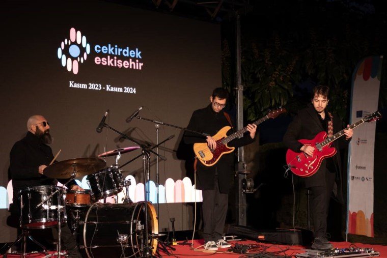 Proje Sunumu ve Açılış Konuşmaları