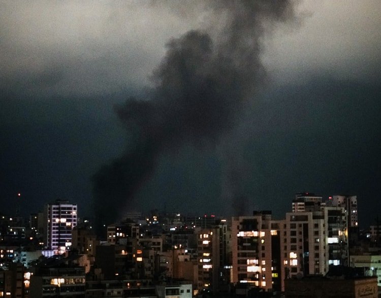 İsrail Ordusunun Beyrut'a Düzenlediği Saldırı