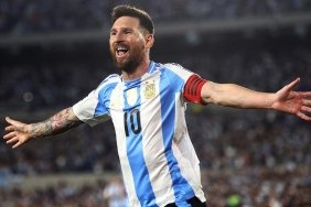messiden-emeklilik-aciklamasi-ronaldo-ile-rekor-ortakligi-Qvg1yJZI.jpg
