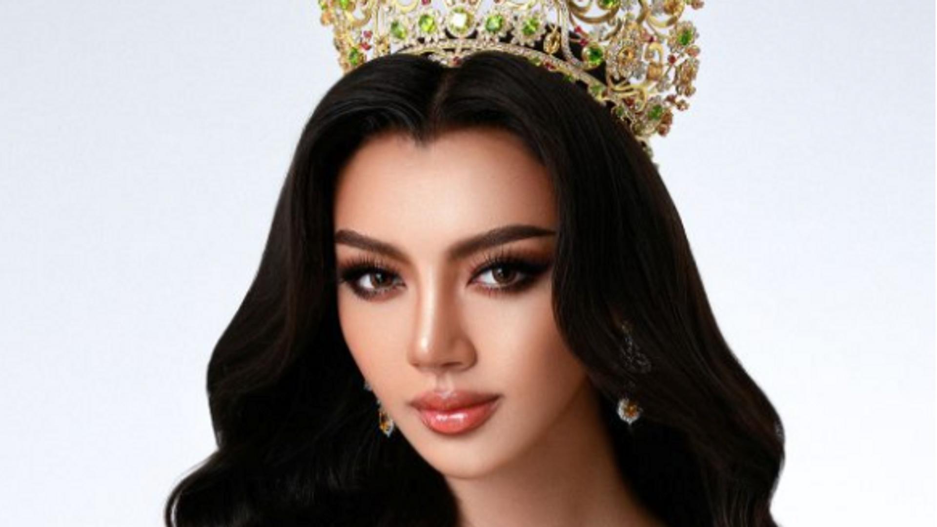 miss-myanmarin-gozyaslari-guzellik-yarismasinda-ucuncu-oldugu-icin-sahnede-aglama-krizine-girdi-vp9i2Otg.jpg