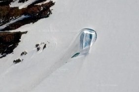nasa-uydularinin-tesadufen-yakinindan-gectigi-antarktikadaki-gizemli-kapinin-sirri-ortaya-cikti-eEX1p1xs.jpg