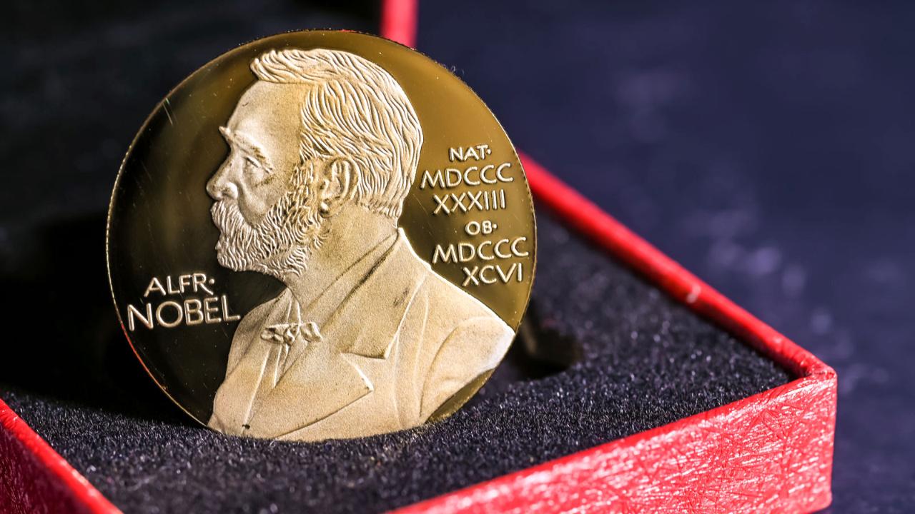 nobel-odulu-sahipleri-turkiyenin-zirveye-tirmanisinda-siradisi-destan-KrBDQpib.jpg