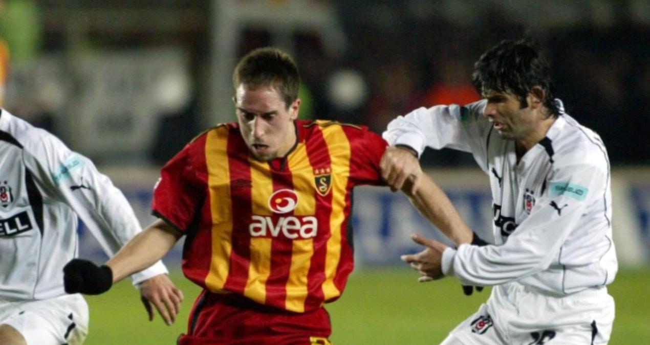 riberynin-ballon-dor-paylasimi-viral-oldu-2013teki-anilari-yeniden-canlandi-RKJTOUwe.jpg